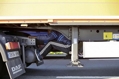 toestand bij calais met vluchtelingen, eind 2015