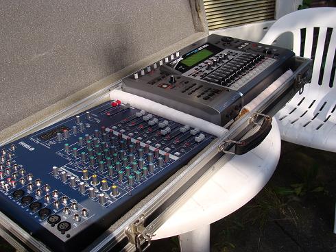flightcase open zijkant