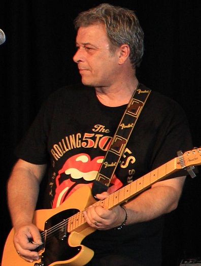 hello george on stage cult en tumult veldhoven