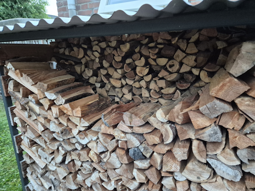 hout wat droogt krimpt duidelijk