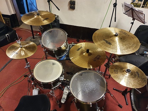 gretsch drumkit oefenruimte