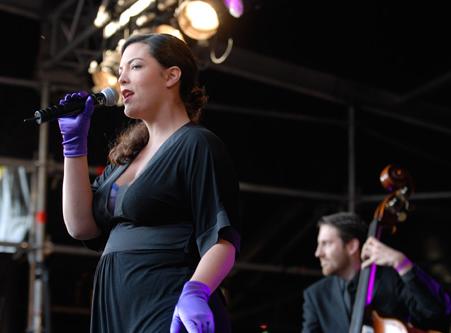 caro emerald parkfeest oosterhout 2010
