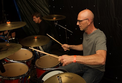 catmendu gast drummer gerrit harre