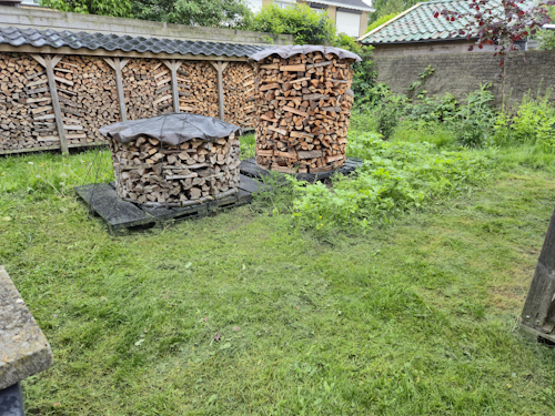 achtertuin bloembed
